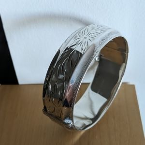 Vintage sterling silver cuff bracelet